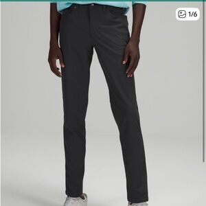 New: Lululemon ABC Slim-Fit 5 Pocket Pant 31” x 30” L
Warpstreme Color: Obsidian